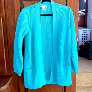 🌟Light blue knit button up sweater